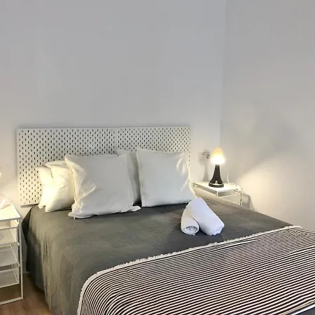 아파트 Piso Recien Reformado De Dos Dormitorios Y Terraza