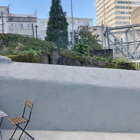아파트 Piso Recien Reformado De Dos Dormitorios Y Terraza *